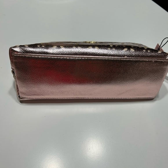 Victoria Secret: Petal Edge Beauty Bag  🌺 NWT (final price) - Picture 7 of 10